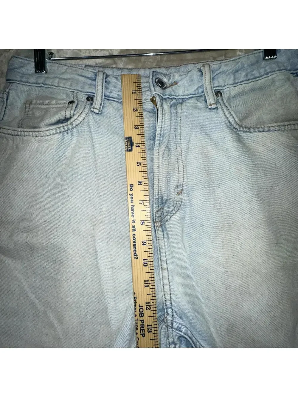 H&M Men’s Loose Ample Light Wash Distressed Cutoff Denim Jean Shorts Sz 32